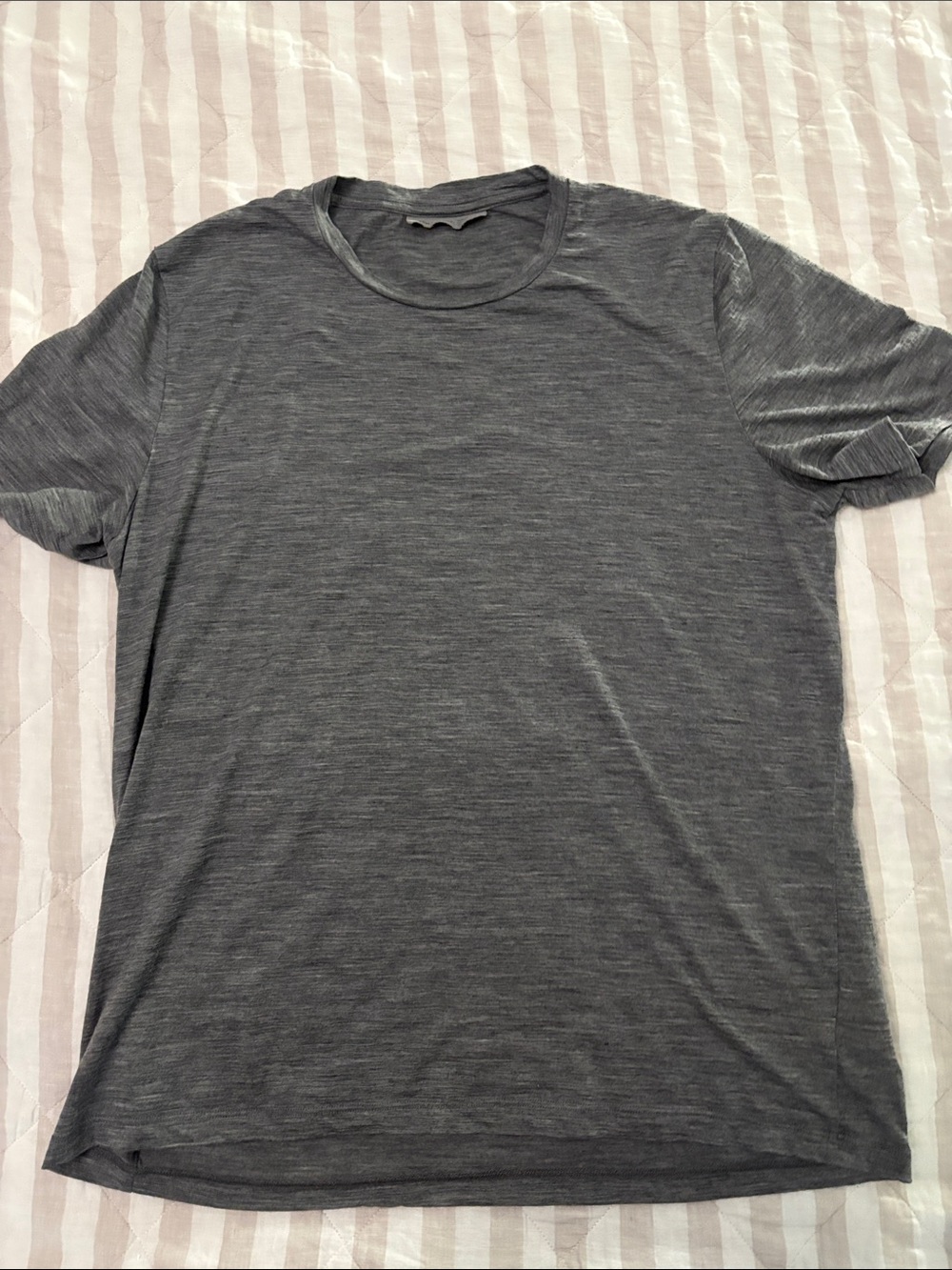 Icebreaker Men's Short Sleeve Crew Tee - Heather Charcoal